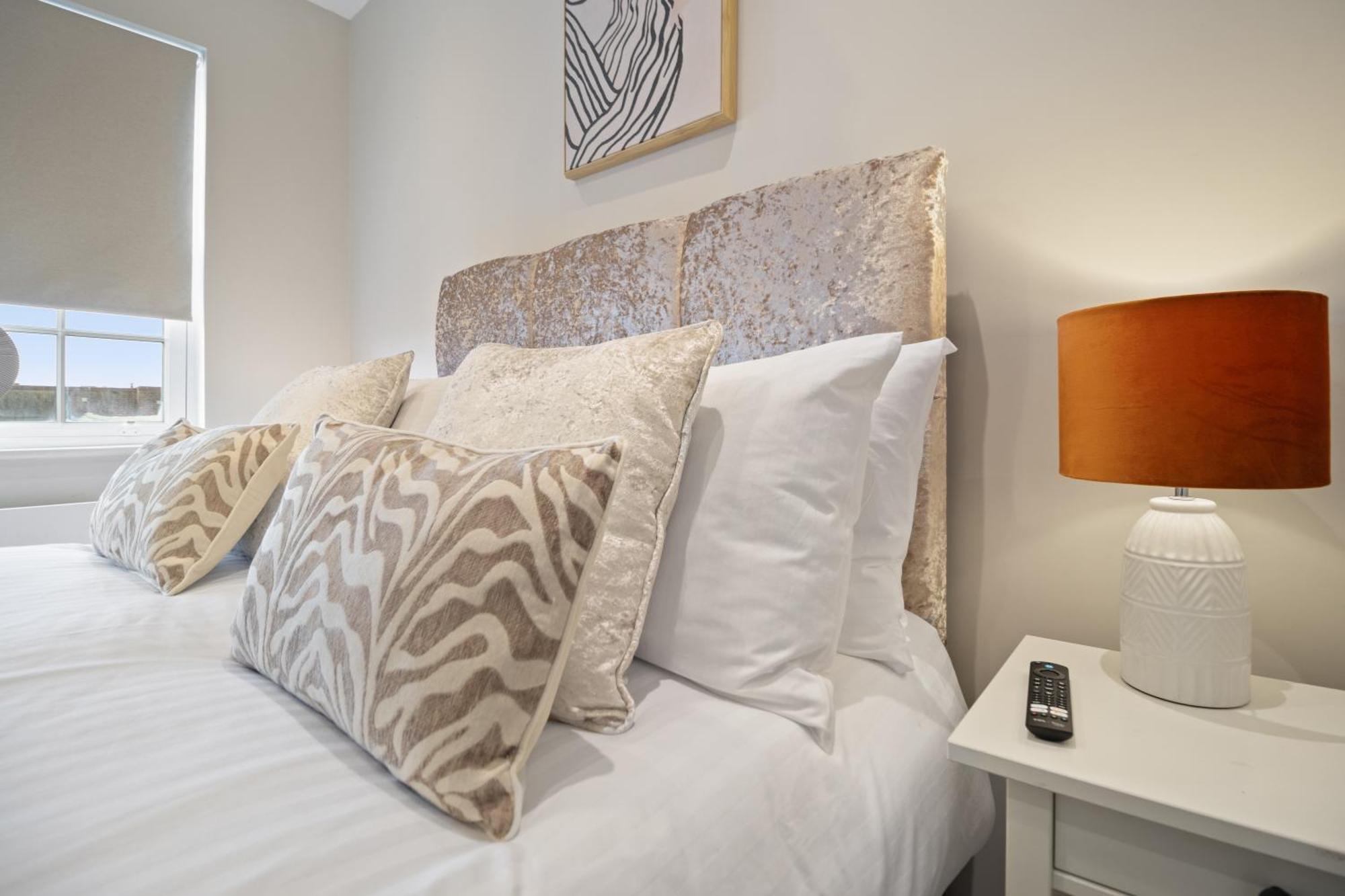 Whiskawaystays - Victoria House - Apartment 6 Worcester Ngoại thất bức ảnh